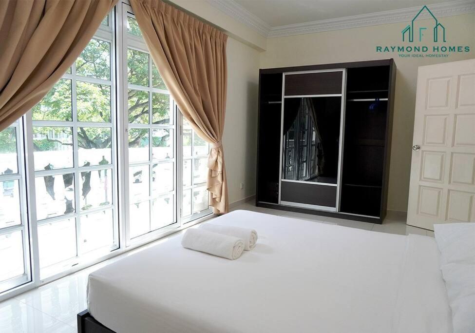 99 Kelawei Apartment Georgetown Luaran gambar