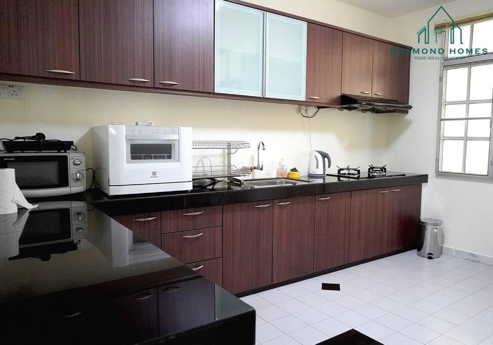 99 Kelawei Apartment Georgetown Luaran gambar