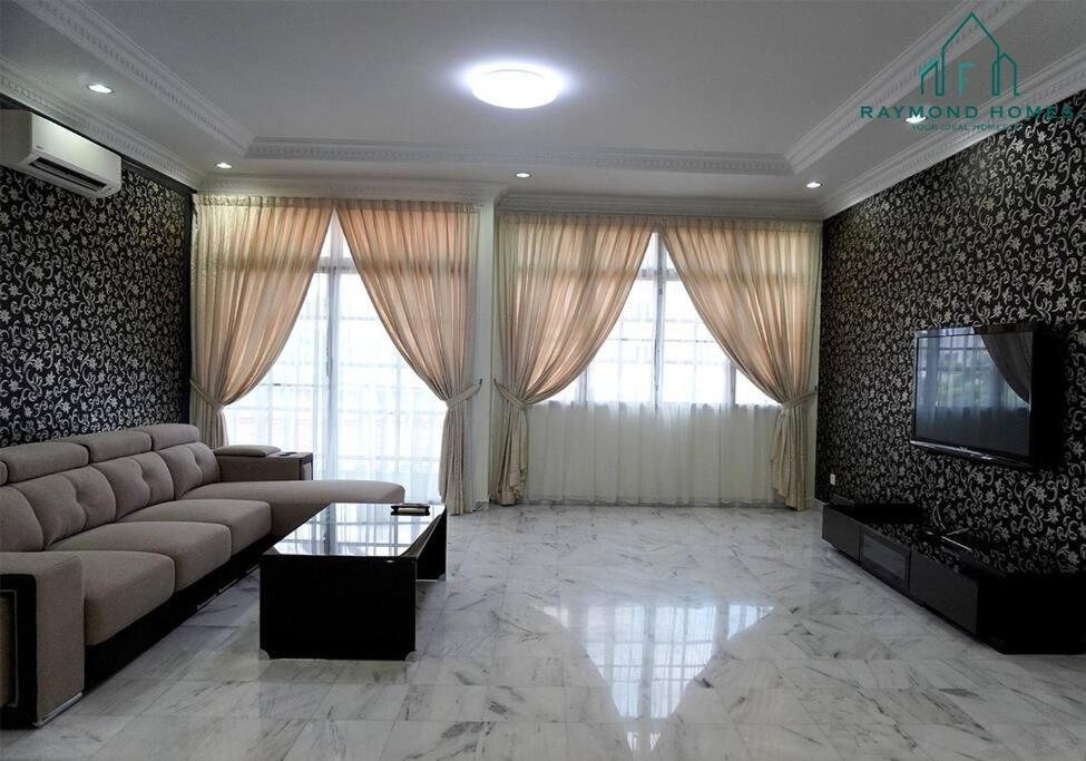 99 Kelawei Apartment Georgetown Luaran gambar
